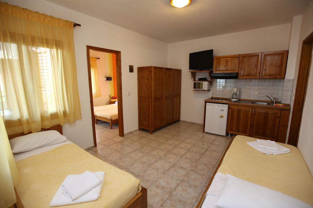 Nama Apartments Скала Потамияс Стая снимка